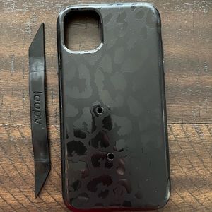iPhone 11 leopard Loopy case